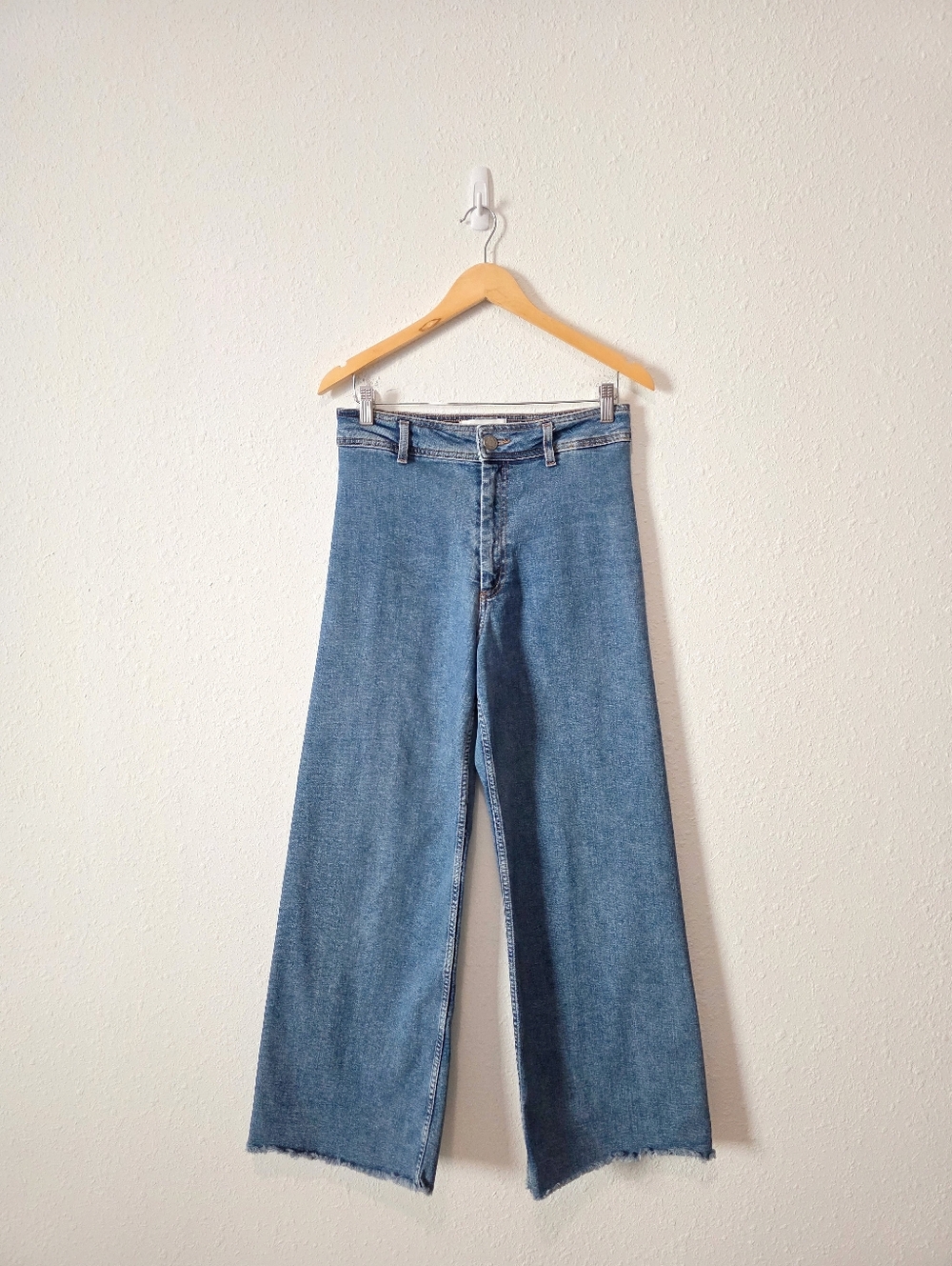 Zara High Rise Marine Straight/Wide Leg Jeans 8